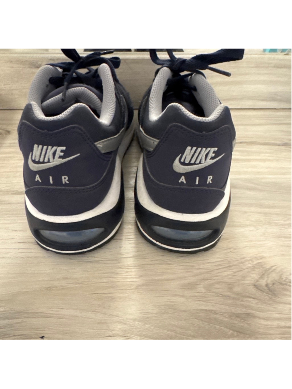 Men's Nike Air Sneakers Navy and Silver - Picture 2 of 2